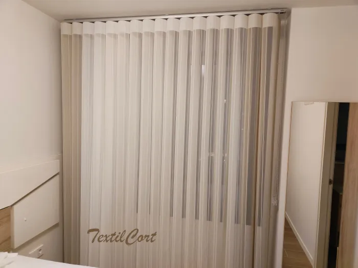 Cortina Duomo bicolor beige y natural