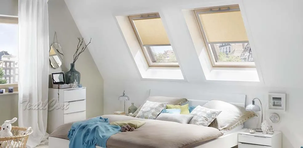 Foto de estores Enrollable traslúcido beig.