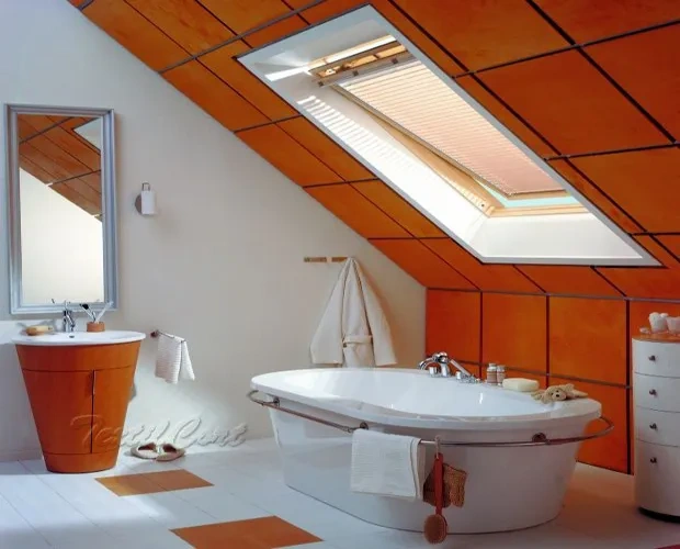 Foto de cortina veneciana empotrada guiada para ventanas inclinadas naranja