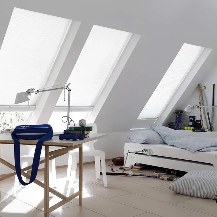 Foto estor cortina plisada para ventana inclinada translúcido blanca