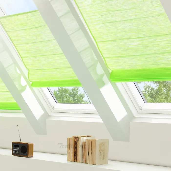 Foto estor plegable Areo para ventana inclinada verde