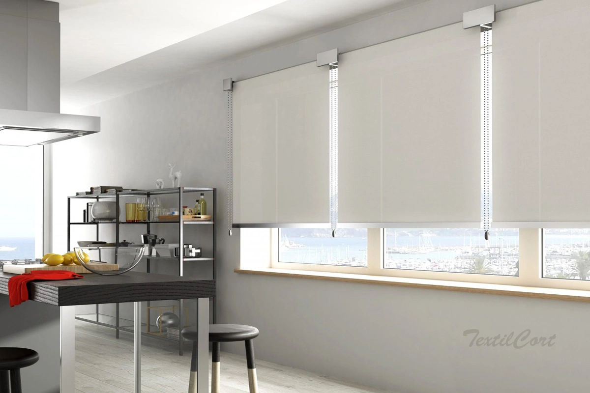 Ambiente con estor enrollable Hepalo modelo Ecoland