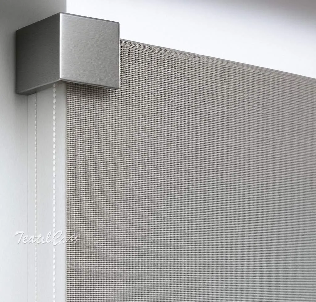 Estor enrollable opaco detalle decorado TextilCort