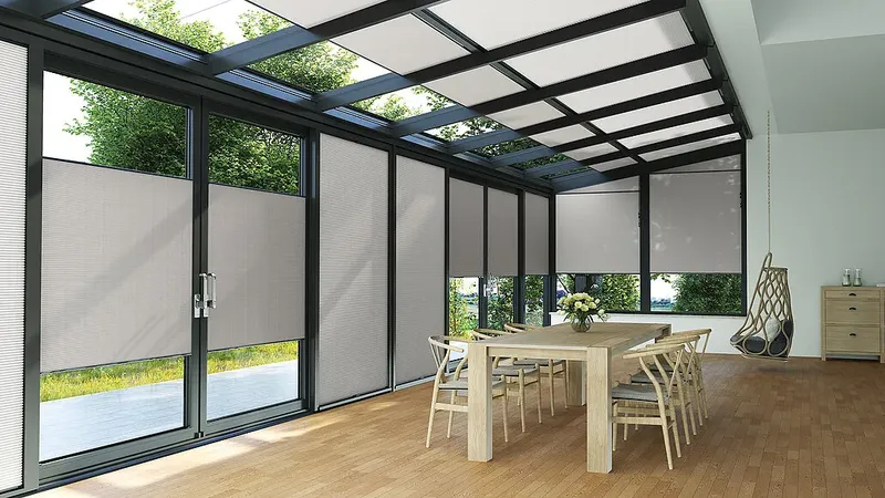 Foto cortinas plisadas opacas con aislamiento acústico y térmico duette de MHZ