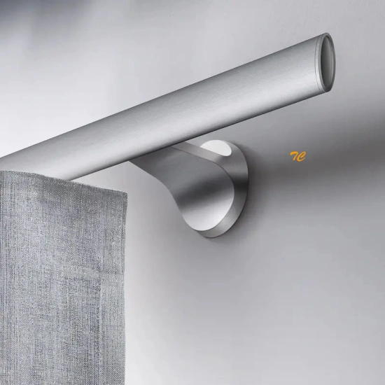 Riel de cortinas motorizado Smart Electric E2 de Interstil