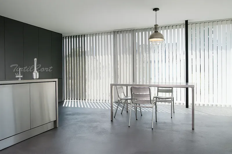 Cortina vertical 18 combinanda colores neutros