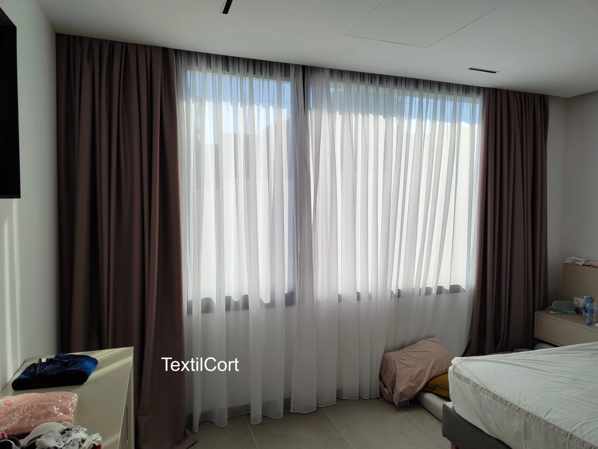 Cortina instalada TextilCort 17