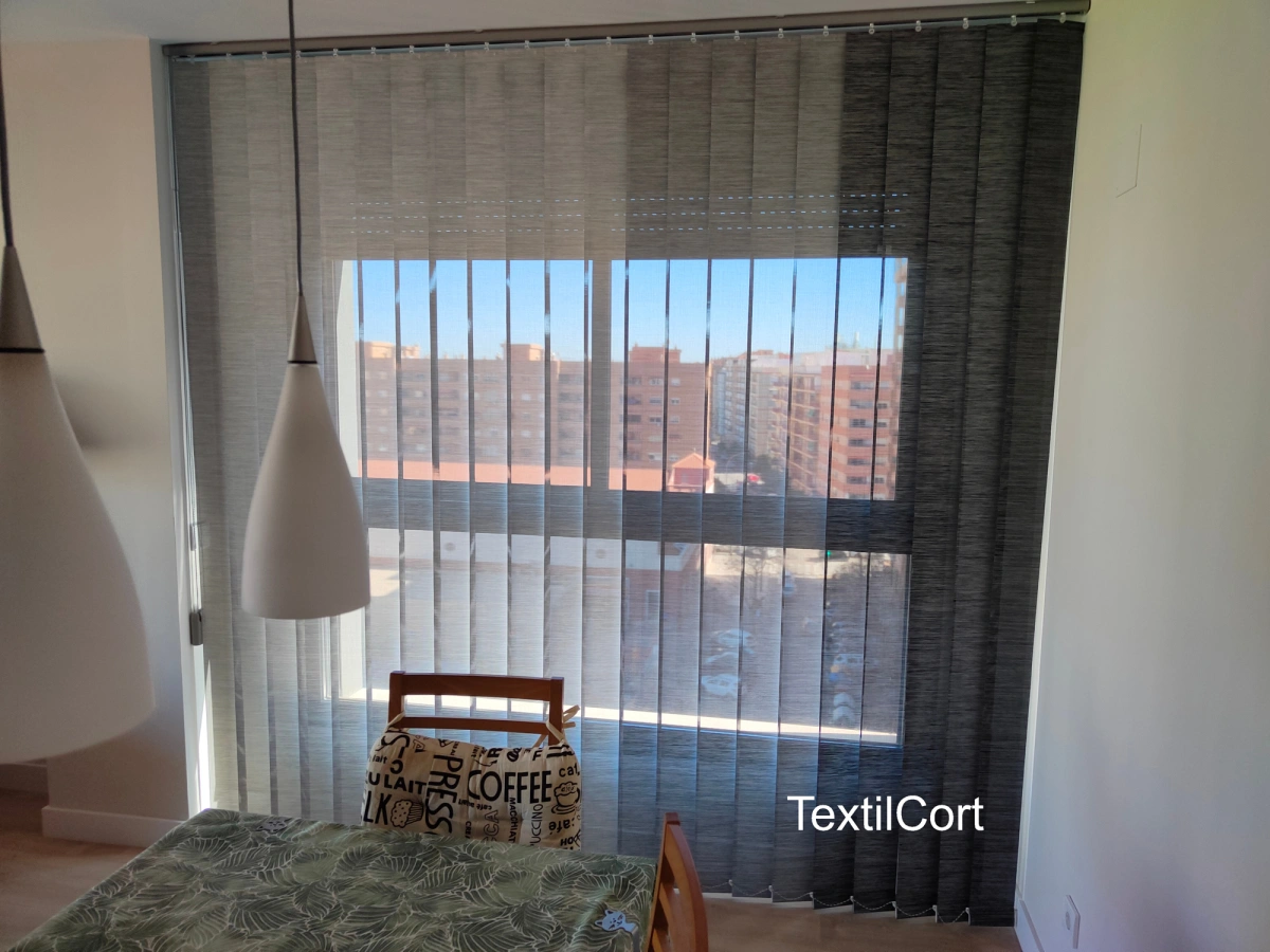 Cortina instalada TextilCort 25